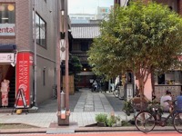 Alley leading to Nakasei restaurant