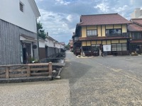 White Wall Warehouses